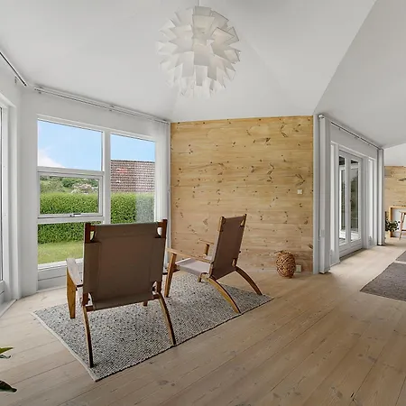 Scenic Summer House Near Quiet Lapping Waves
